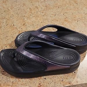Crocs wedge flip flop